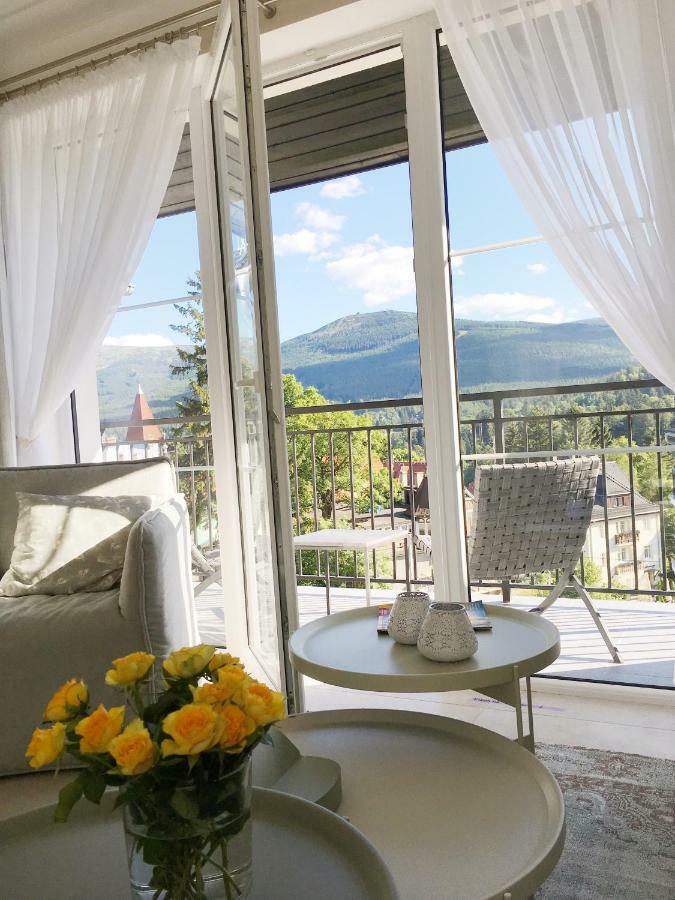 Apartamenty Magnum シクラルスカ・ポレンバ エクステリア 写真