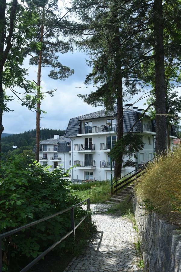 Apartamenty Magnum シクラルスカ・ポレンバ エクステリア 写真